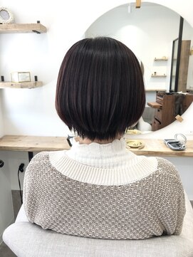 シア 新越谷店(SHEER) ナチュラルショート×ミルキーピンク