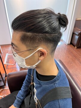 スリーク 吹田店(Sleek) マンバン×フェードスタイル