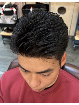 銀座マツナガ 浅草店 ビジネスマンバックアイロンパーマショート刈り上げツーブロック