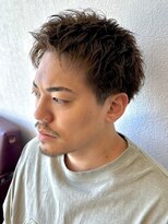 ブリランチン イワタ(Brilliantine Iwata) さりげないカラーの色気