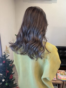 ラフ バイ へアーフリーティー(Laf by Hair freety) アッシュベージュ×大人ハイライト