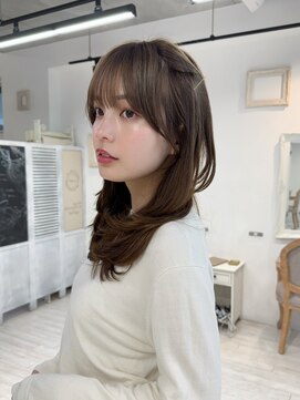 ミミバイカシュカシュ(mimi by cache cache) ミルクティーレイヤーシースルー前髪ヘアセットブリーチなし