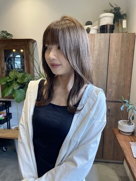 ミルクティーグレージュ