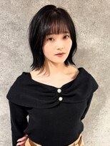 キャパ セントラル 天神 大名店(CAPA central)&nbsp;外ハネボブ 顔周りレイヤーカット 前髪カット アッシュグレー