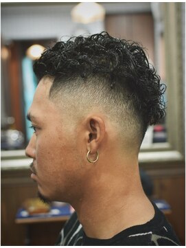 ミスターバーバー(Mr.BARBER) パーマ×スキンフェード