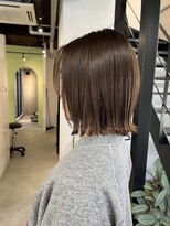 トゥループレイス(true place)&nbsp;透明感あるブラウン/ボブ