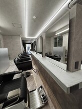 メンズ専門美容室☆店内雰囲気も男性の居心地の良さを追求★【メンズサロン インブルーム】熊本/上通り