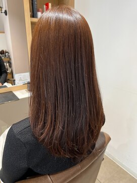 アルフレッド 桜本町店(alfRed) 柔らかさと艶感を引き出す 酸性ストレート×ブラウンカラー