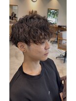 セカンドプレイス(2nd place)&nbsp;初めてのパーマでも挑戦しやすい波巻きパーマ