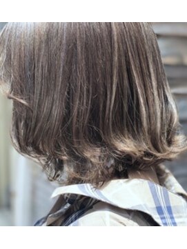 ハロ 蕨(HALO) シアーグレー