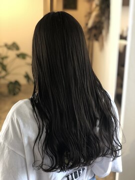 エムドットヘアーサロン(M. hair salon) カーキーグレー