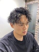 ドルクス 日本橋(Dorcus) 東京barber日本橋縦落ちツイストスパイラルハイライトカラー