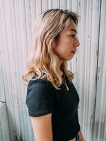 エイル 上大岡店(aile)&nbsp;くびれヘア/デザインカラー/こなれハイトーン[上大岡駅]