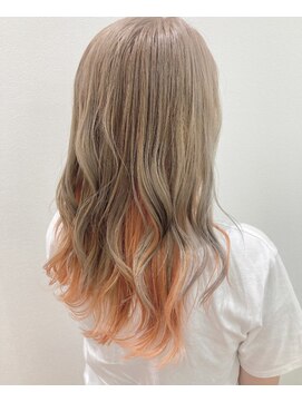 フロート 小阪店(float) インナーカラー　ヌナボブ チャンモリ ボブルフ