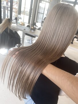 リア 近鉄八尾店(Lia) ブラウンベージュ