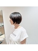 ショートボブ