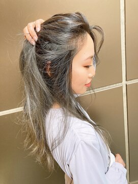 フィアート ヘアドレッシング サロン(Fiato Hairdressing Salon) かきあげバング