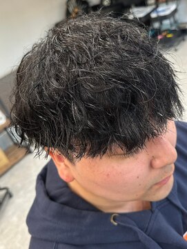 フゥ 宇都宮(FeU) 波巻きパーマメンズパーマメンズヘアツーブロックツイストパーマ