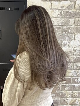 ソル オモテサンドウ 表参道 青山(SOL . OMOTESANDO) ミルクティーベージュダブルカラーグレージュカラーハイライト