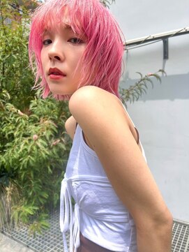 ロイド(Lloyd) 【Lloyd】大宮 ビビットピンク×顔周りレイヤー