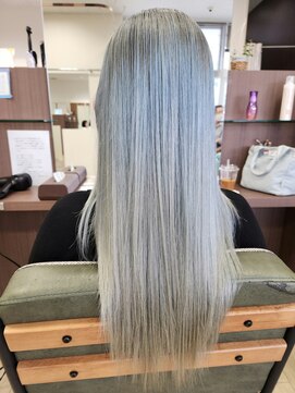 美容室アール ブリーチonカラー