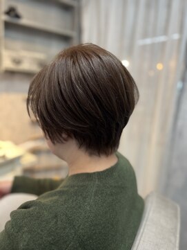 アンドモコ(&moko) ショートボブ×アッシュブラウン