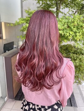 エム インターナショナル 春日部本店(EMU international) ピンクロングでつくるフェミニンヘア