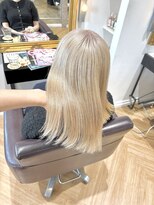 コワファースト  させぼ五番街店(COIFF1RST)&nbsp;ホワイトベージュ