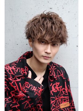 ラナ 刈谷(Lana) MEN’S HAIR/サーフカール/刈り上げセンターパート/刈谷駅