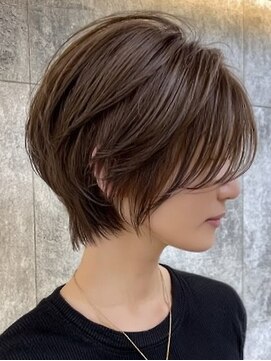 ルーファス 恵比寿 渋谷(Ruufus) 【30代40代50代】くびれショート／ハイライト／面長丸顔◎