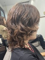 シェリー(Cherie)&nbsp;ウルフレイヤーパーマ