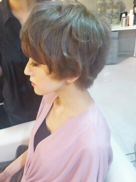 ルーファス 恵比寿 渋谷(Ruufus) プラチナアッシュショート