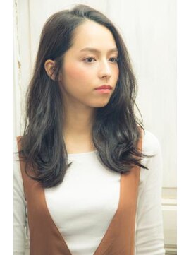 キー(kii) グレージュでつくる暗髪ロング