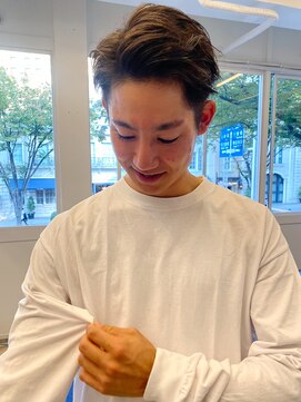 ヤーン(yearn) 《yearn》ツーブロック×暗髪ショート 《伏見/栄/名駅》