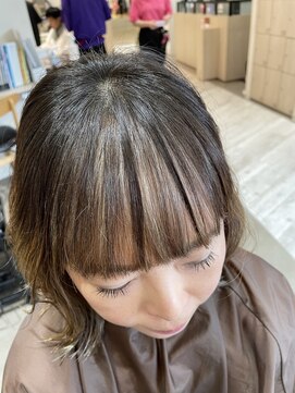 ヘアーアンドビューティーショップ エボルティー(hair&beauty shop EvoLuty) インナーカラー