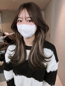 サイン 渋谷(SIGN) インナーカラーレイヤーカットイヤリングカラーミディアムヘア