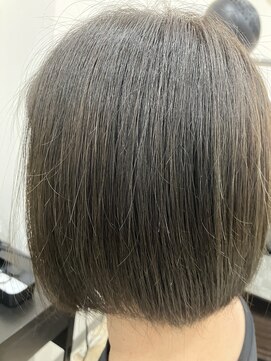 ビーズカラーイオン 酒田南店 30代40代にグリーンで透明感夏カラー