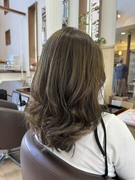 コアフィールフィス(COIFFURE fils) 新規お得クーポンあり【見附　今町】M3Dアッシュグリーンカラー