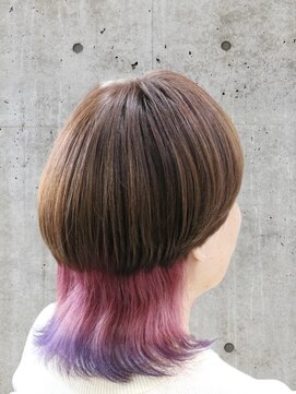 エシカル 個性的な髪型