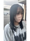 地毛風シアーブラック×内巻きレイヤーカット