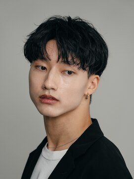 バイフィフス 原宿/表参道(by fifth) 30代センターパートシャドウパーマサーフカールルーズパーマ