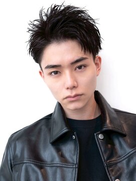 ケアリー プレナ海浜幕張(Carelly) ツイストパーマ七三オールバックマッシュウルフスリークショート