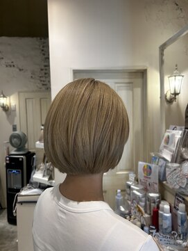 ヘアデザイン アクスト 西宮北口本店(HAIR DESIGN axt) ミルクティーベージュ