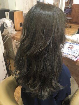 ナンプウ(Nanpu) 《Nanpu》オリーブグレー×ハイライト