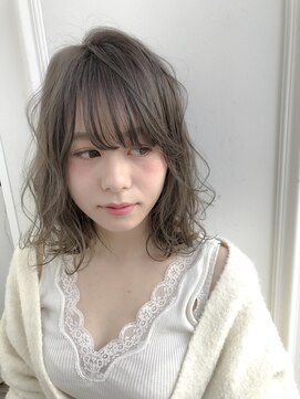 アヴァンスクロス あべのルシアス店(AVANCE.CROSS) シースルーミディ×グレージュ×切りっぱなしボブ