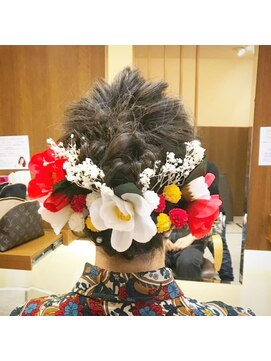ヘアリベーテ(hair Liberte) アップスタイル【成人式】