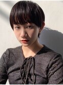 モノトーンアッシュ　ハンサムショート