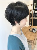 女性らしい丸み くびれショート ハンサムショート