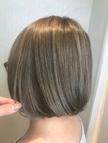 ライズ バイ レボ 柏店(RISE by REVO)&nbsp;ボブ/カーキグレージュ/大人かわいい/フェザーバング