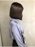 オトナ女子ツヤ髪アッシュカラーふんわりミディシースルーバング